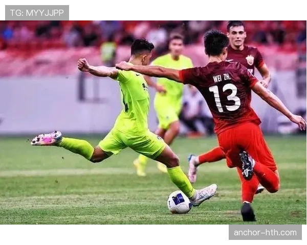 戴伟浚发挥出色进攻创造力,助力球队关键战取胜表现抢眼 戴伟浚发挥出色进攻创造力,助力球队关键战取胜表现抢眼