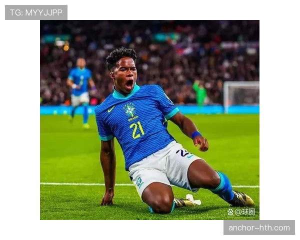 托比亚斯·巴西闪耀赛场,未来足坛新星潜力尽显 托比亚斯·巴西闪耀赛场,未来足坛新星潜力尽显